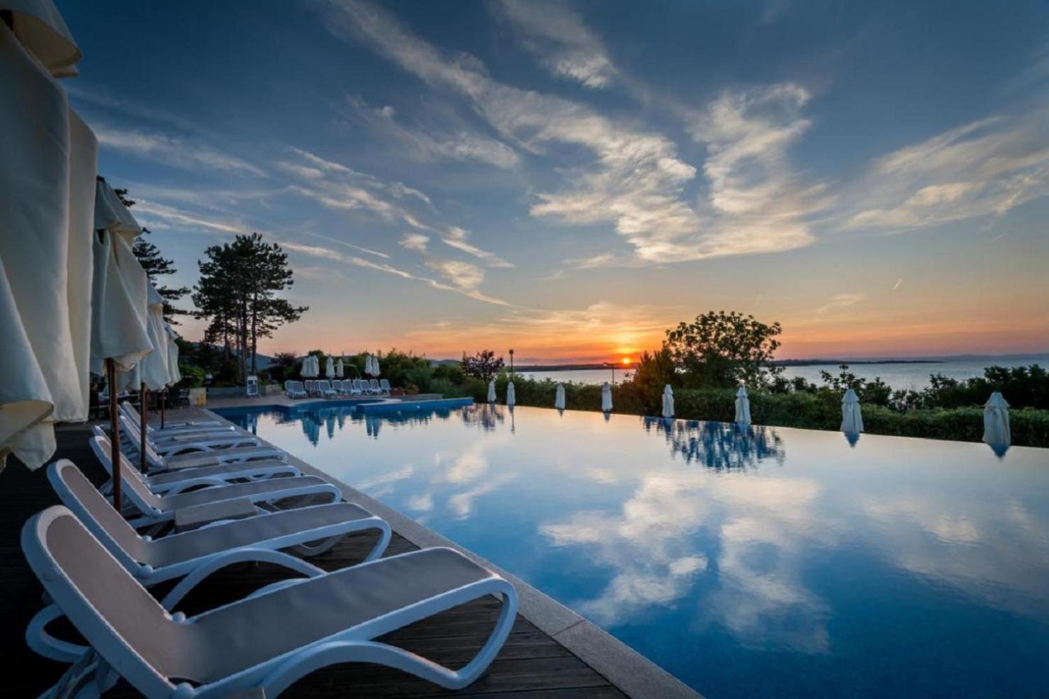 Ferienwohnung Sea Bliss Retreat -Santa Marina - Sosopol Exterior foto